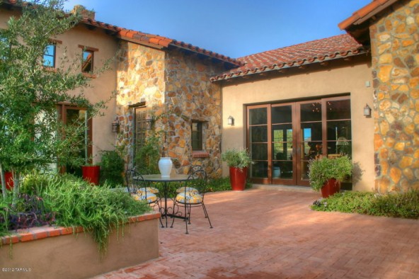 Old Forest | The Stone Canyon Club $1,624,000